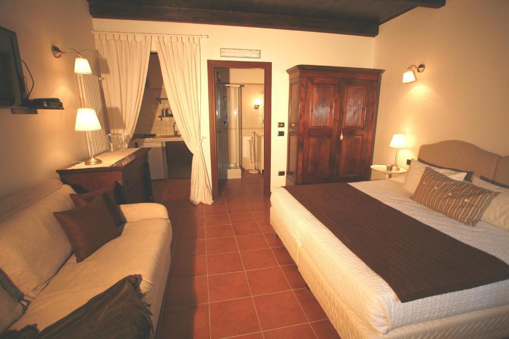 La Maragliana Aparthotel Castel Rocchero Phòng bức ảnh