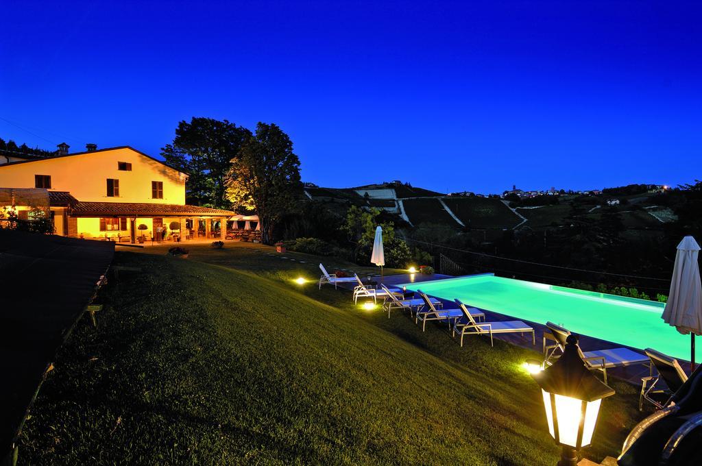 La Maragliana Aparthotel Castel Rocchero Ngoại thất bức ảnh