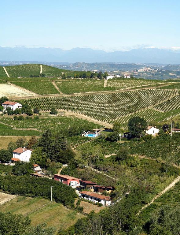 La Maragliana Aparthotel Castel Rocchero Ngoại thất bức ảnh
