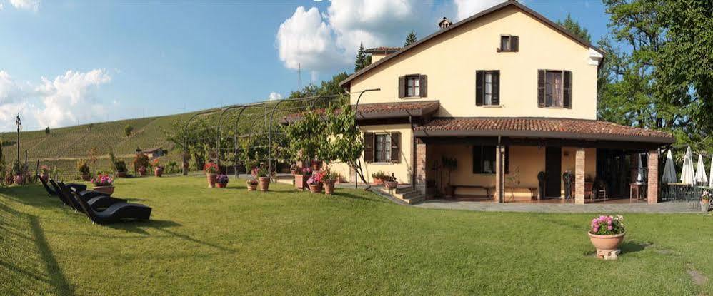 La Maragliana Aparthotel Castel Rocchero Ngoại thất bức ảnh